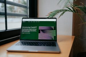 Top 15 Most Useful AI Tools for Bloggers, Content Creators, and Businesses in 2025